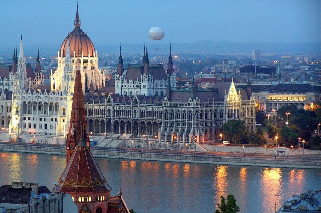 budapest_hungary_cover_01